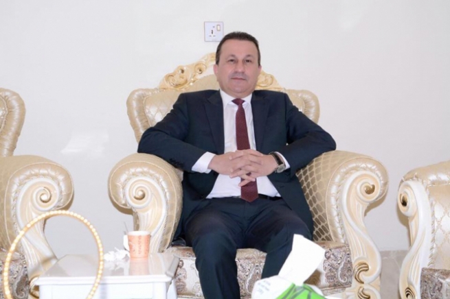  خەسرۆ گۆران: حەشدی شەعبی ئاڵای کوردستانی لەسەر بارەگای یەکێتی ھێناوەتە خوارەوە 